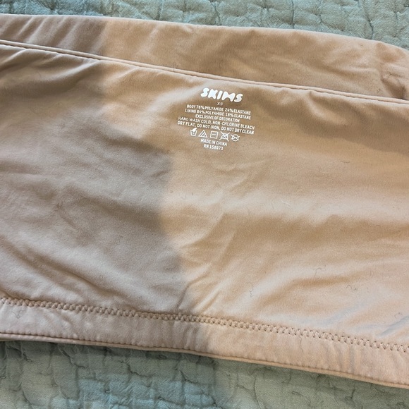 5 SKIMS Pieces - Picture 15 of 15